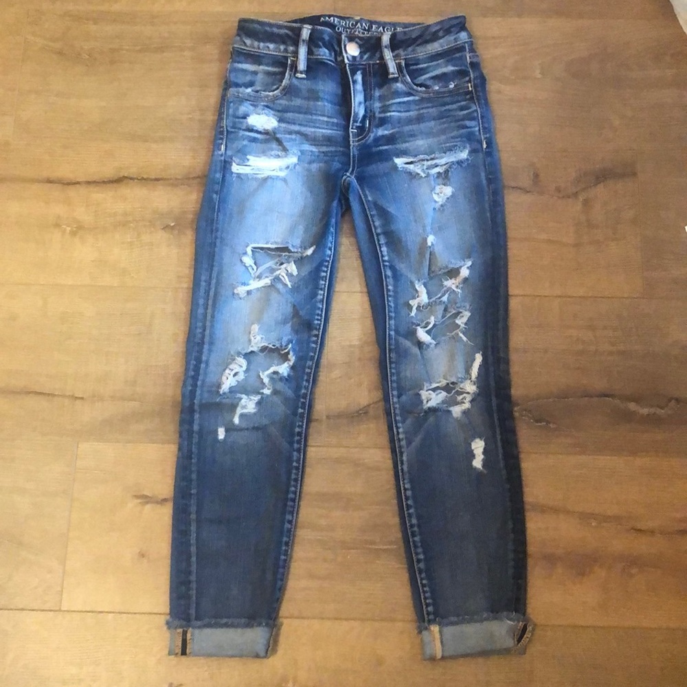 American Eagle Distressed Jeans